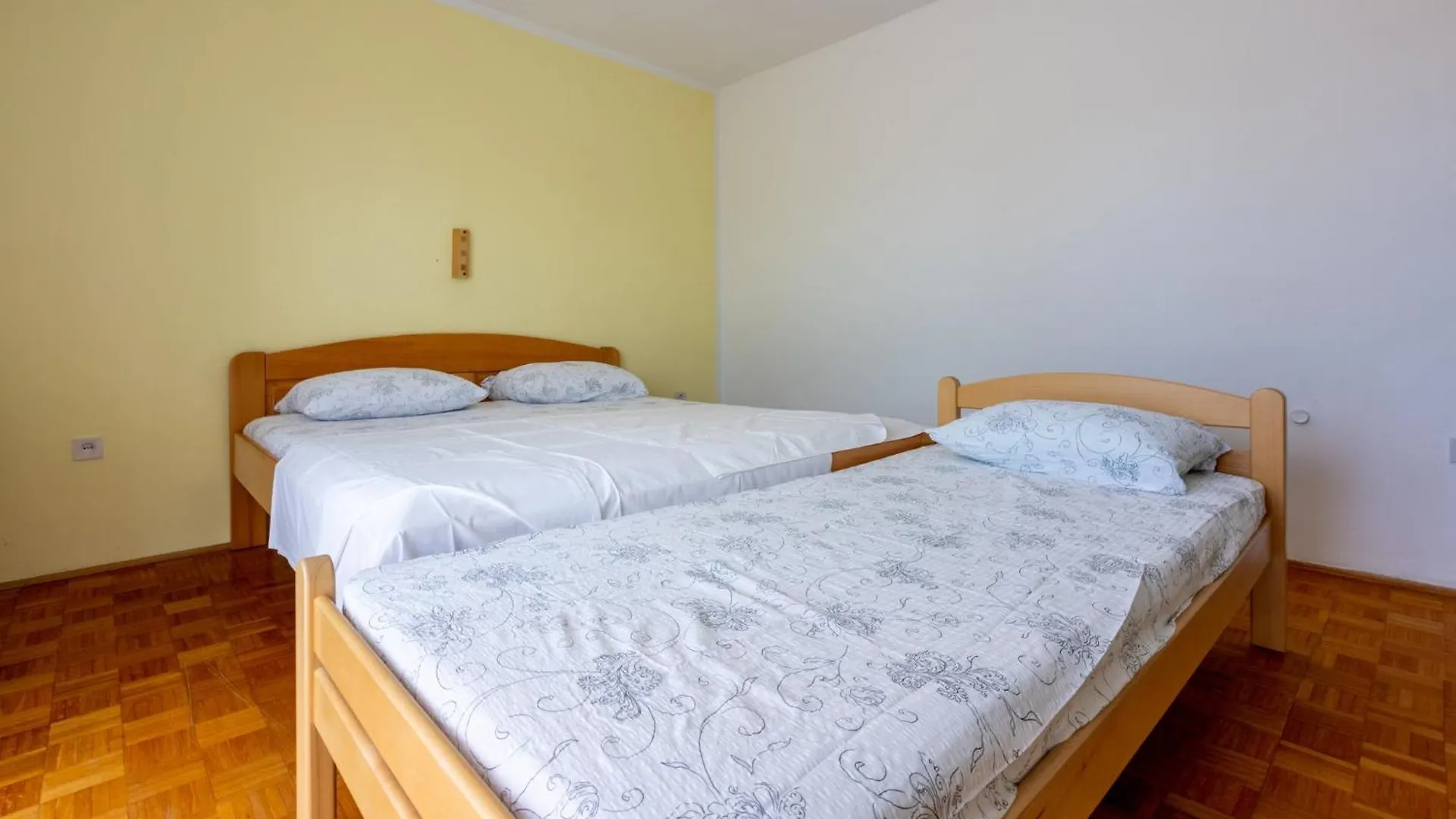 Prpic Apartment Crikvenica 0*,  Croatia